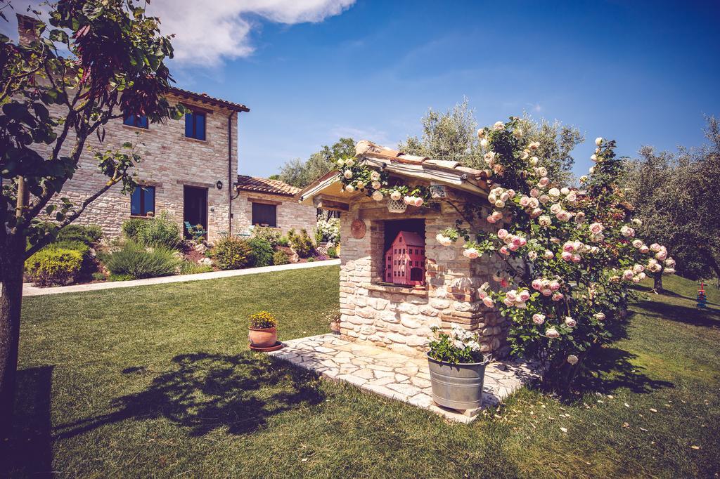 Agriturismo Casal San Sergio Fossombrone Exterior foto