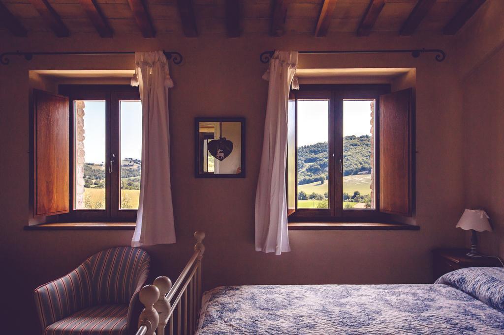 Agriturismo Casal San Sergio Fossombrone Exterior foto